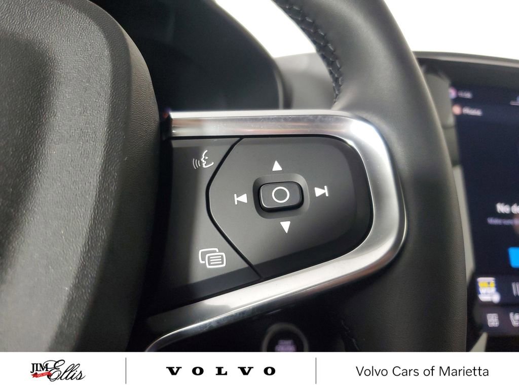 Used 2026 Volvo XC40 B5 Core w/ Climate Package image 27