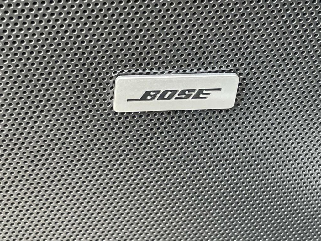 New 2025 Cadillac XT6 Luxury image 19