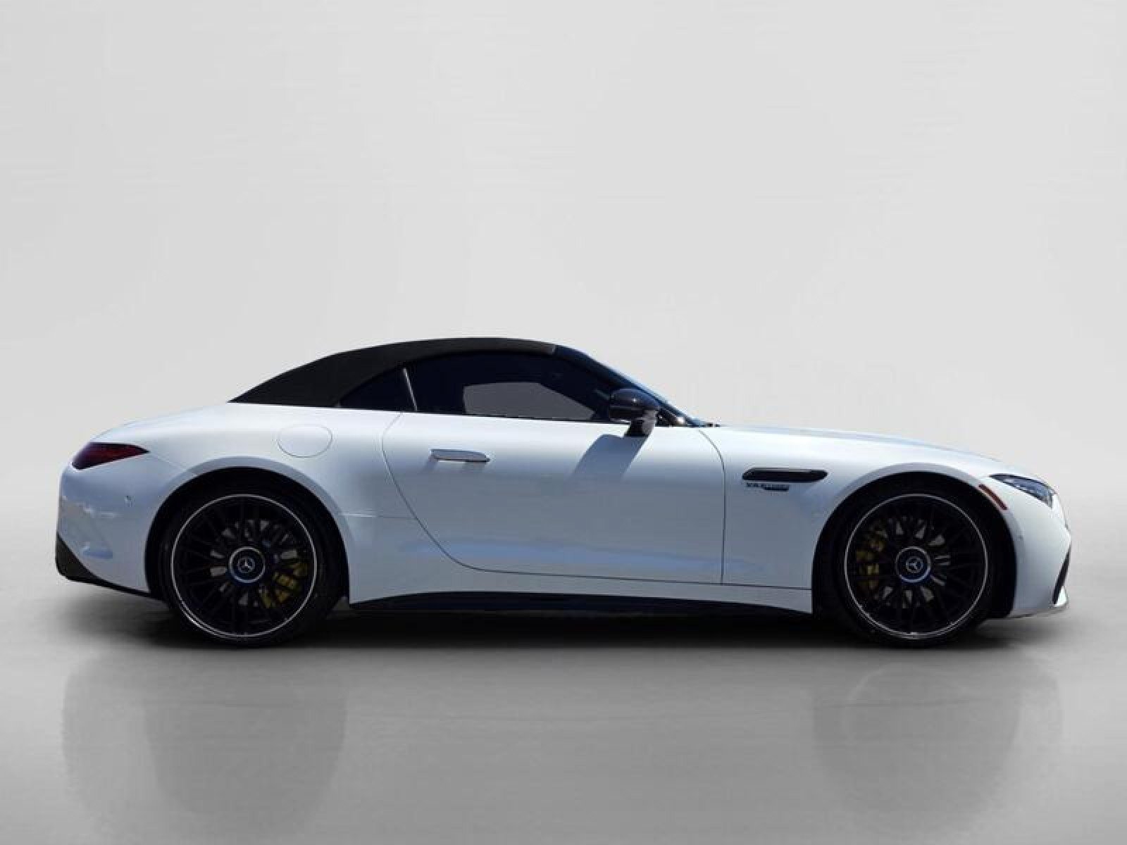 Certified 2022 Mercedes-Benz SL 55 AMG 4MATIC image 6