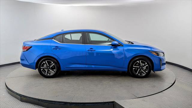 Used 2025 Nissan Sentra SV image 8