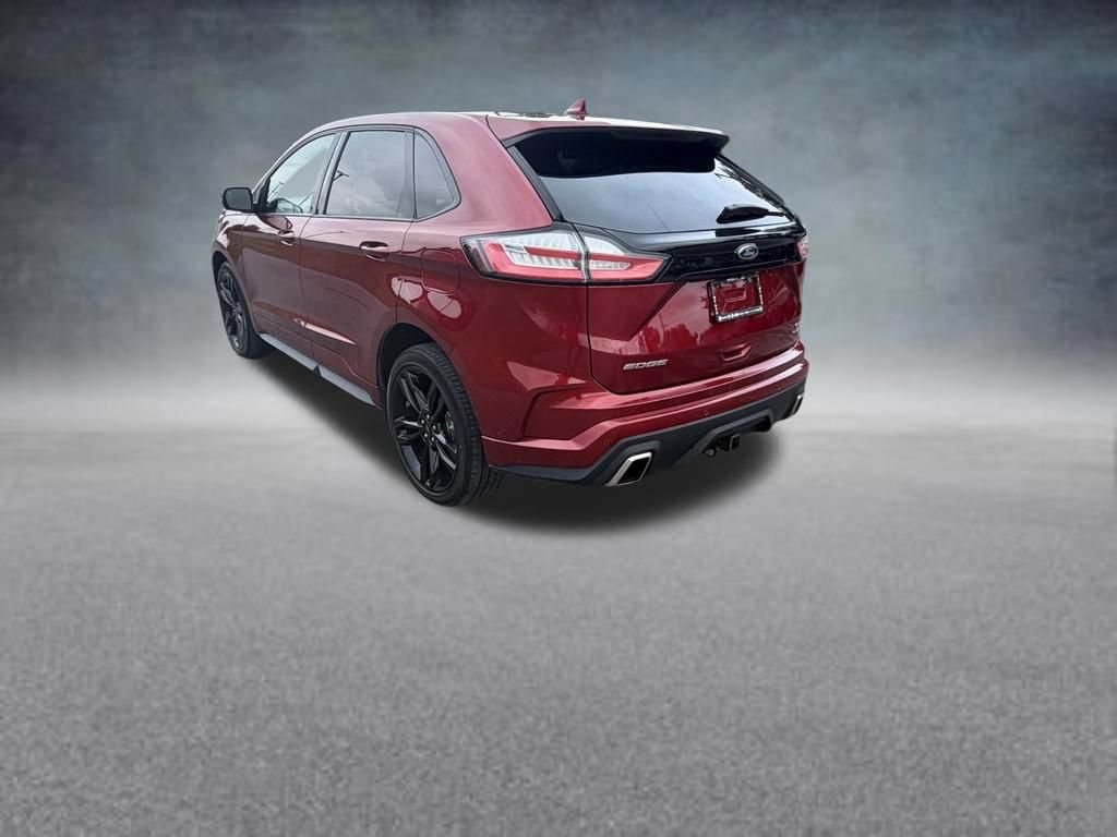 Used 2019 Ford Edge ST w/ Equipment Group 401A AWD/4WD image 3