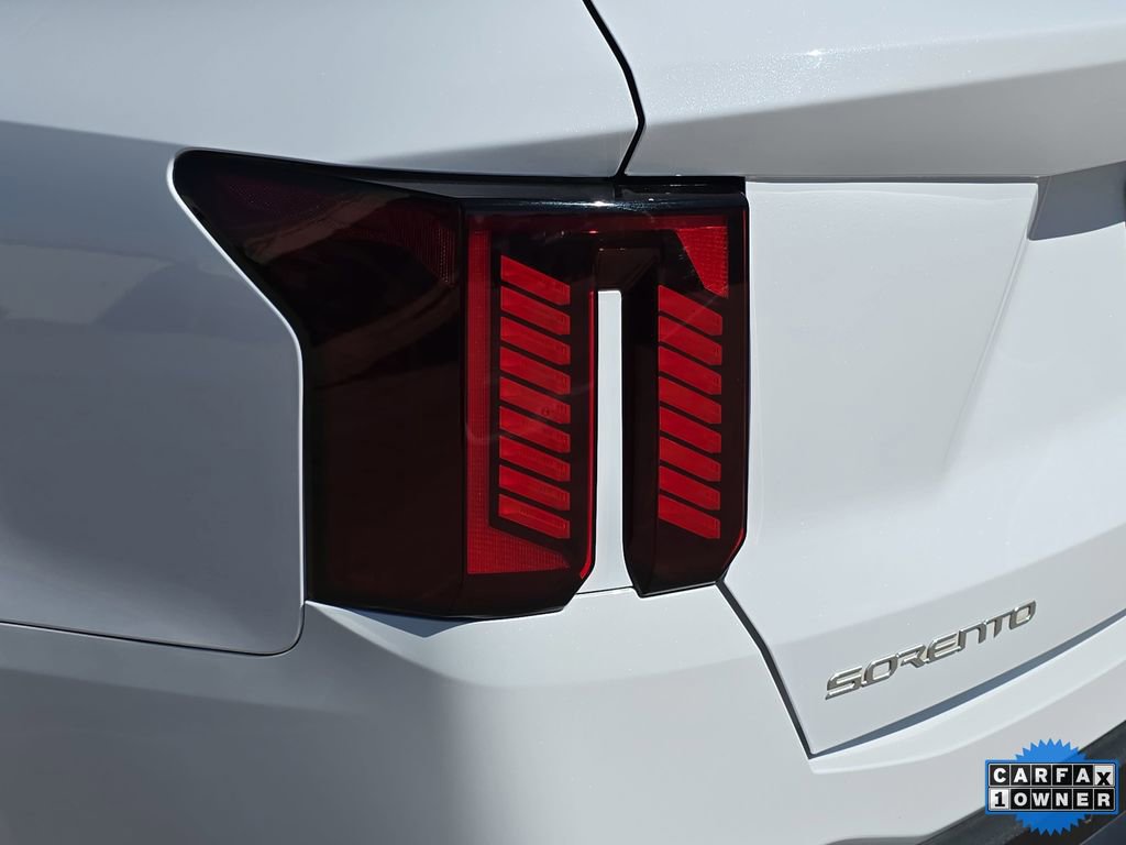 Used 2024 Kia Sorento SX image 33