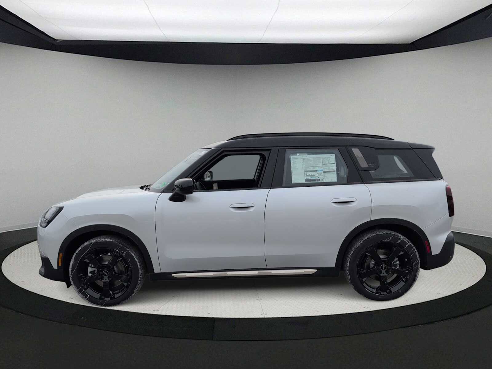New 2026 MINI Cooper Countryman SE AWD/4WD image 5