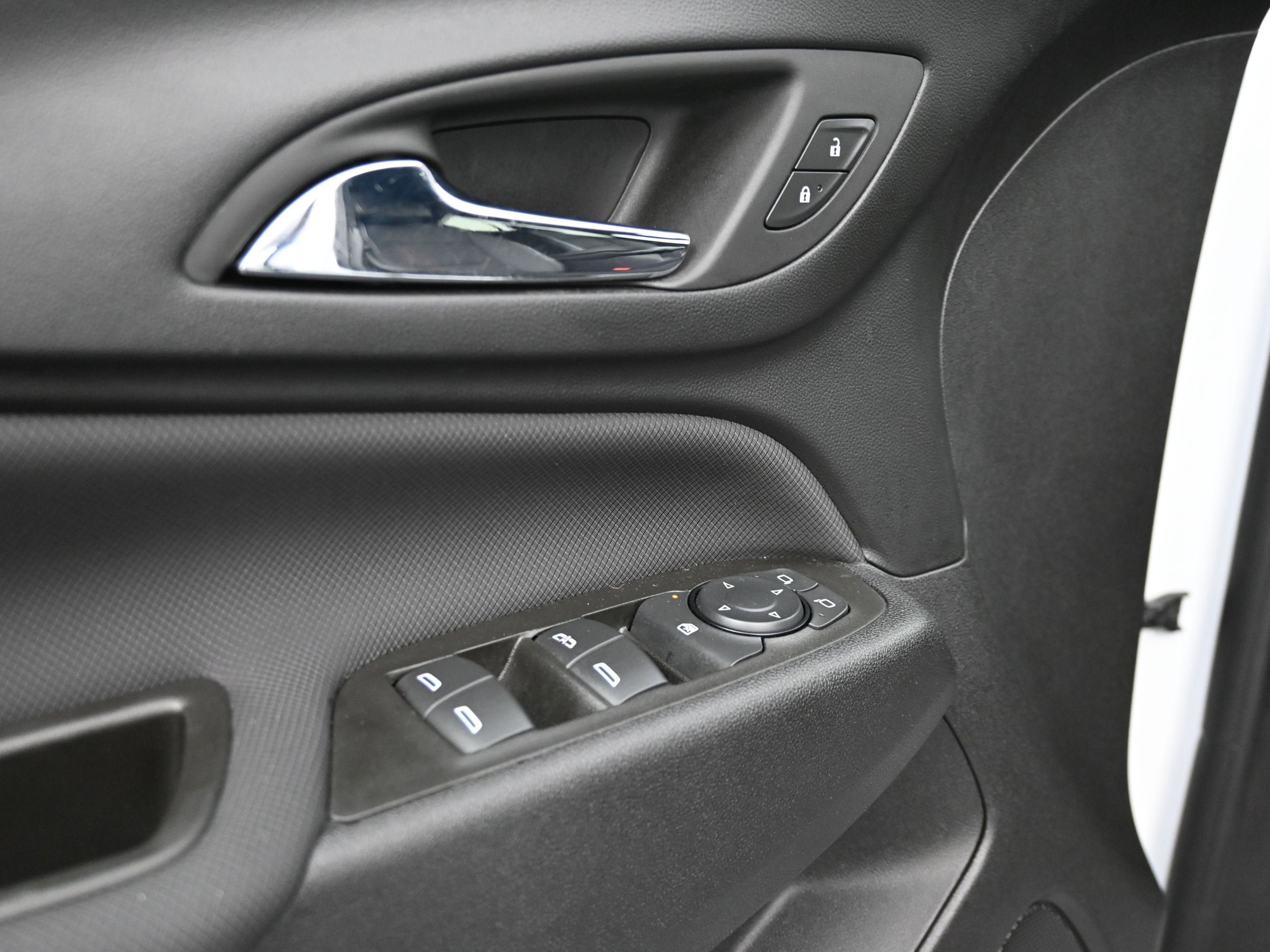 Used 2024 Chevrolet Equinox RS image 28