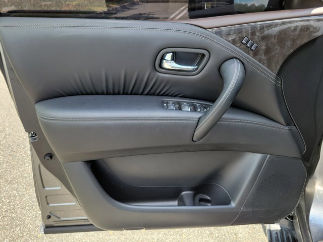 Used 2024 Nissan Armada Platinum w/ Captain's Chairs Package RWD image 17