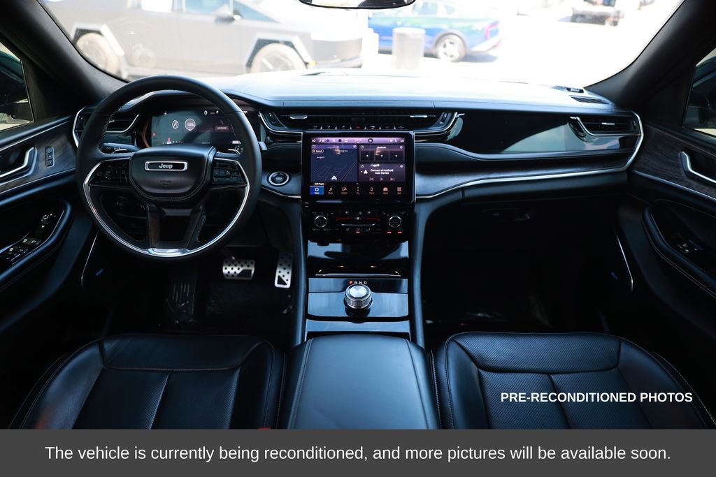 Used 2023 Jeep Grand Cherokee Overland w/ Rear Seat Video Group I image 24