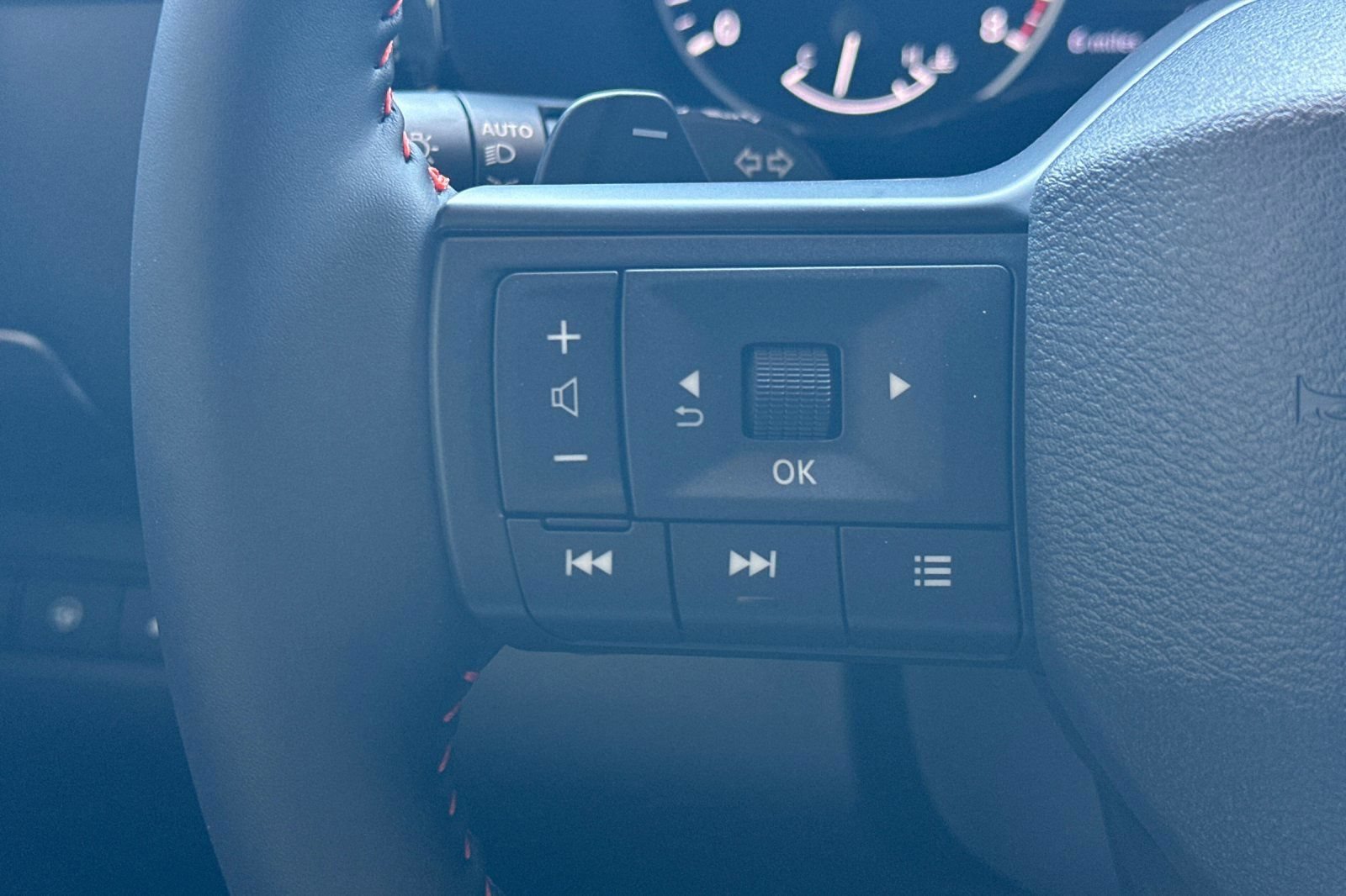 New 2026 Nissan Pathfinder Rock Creek w/ Rock Creek Premium Package AWD/4WD image 26