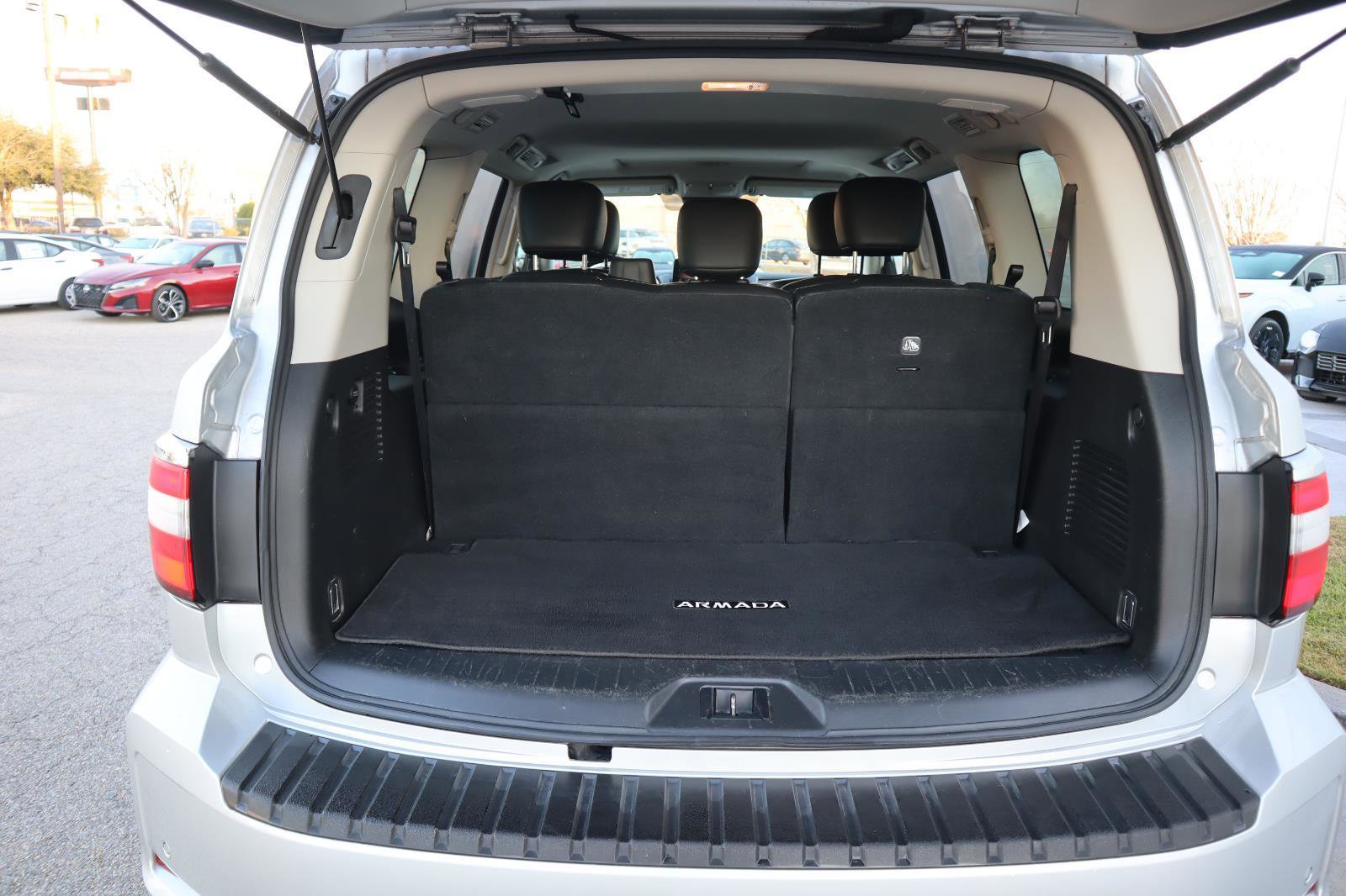 Used 2022 Nissan Armada SL image 51