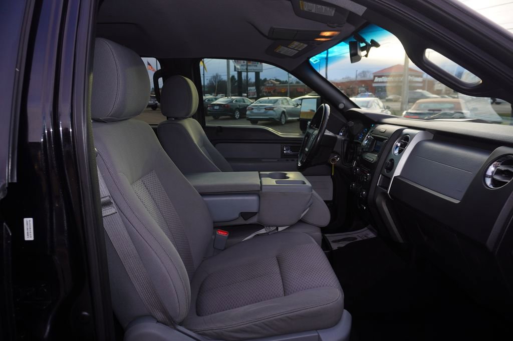 Used 2014 Ford F150 XLT w/ Equipment Group 302A Luxury image 29