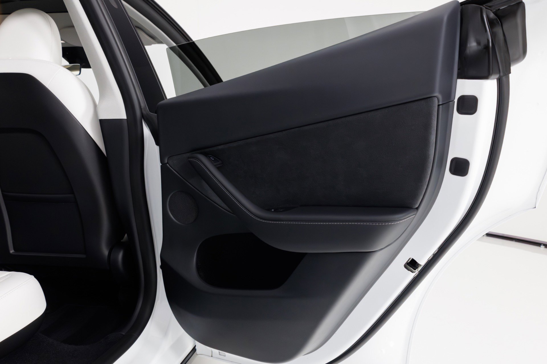 Used 2023 Tesla Model Y Performance AWD/4WD image 49