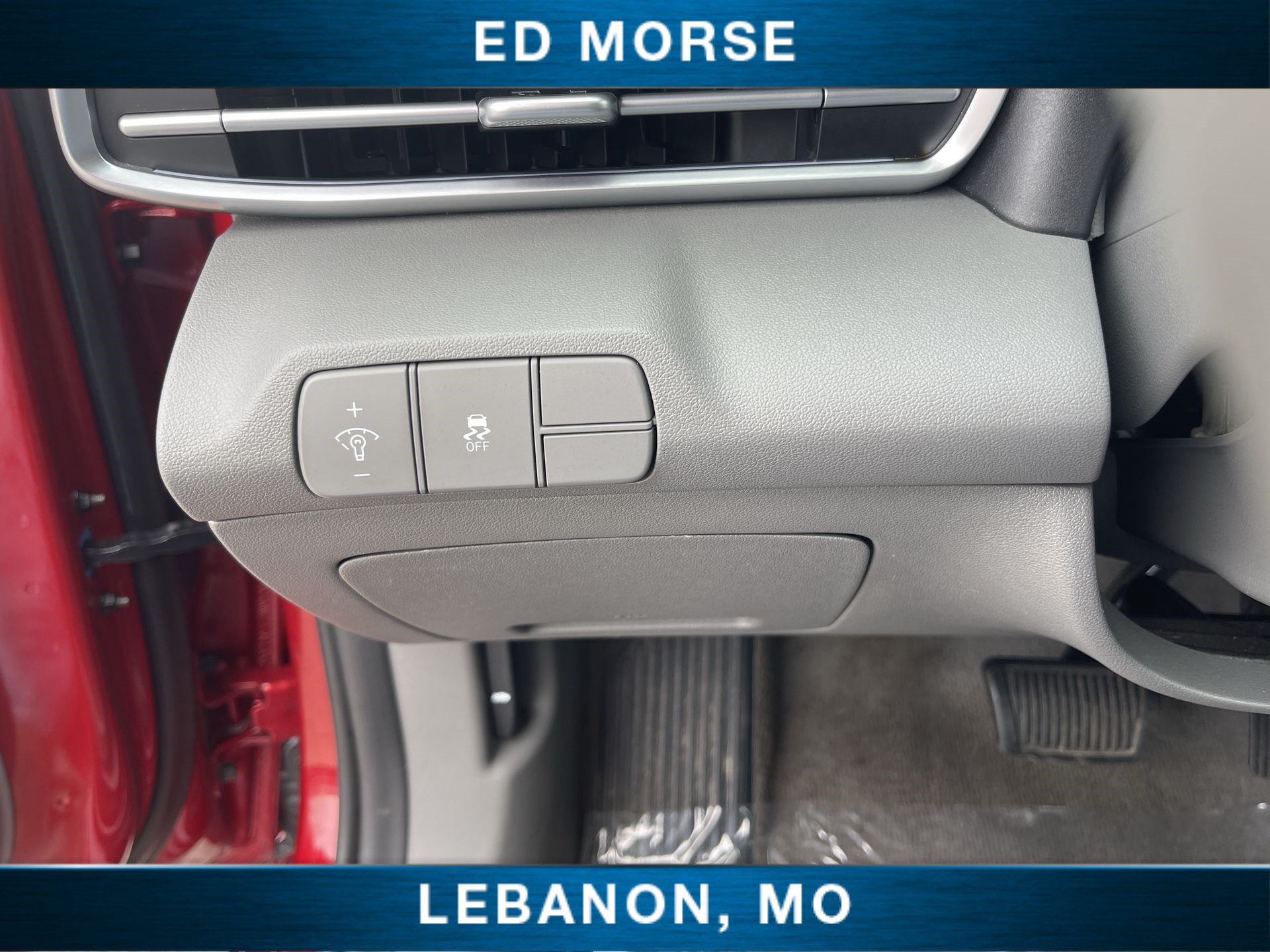 Used 2025 Hyundai Elantra SEL FWD image 17