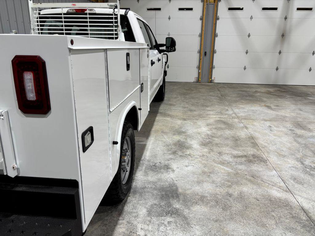 Used 2020 Ford F250 XL w/ Power Equipment Group image 10