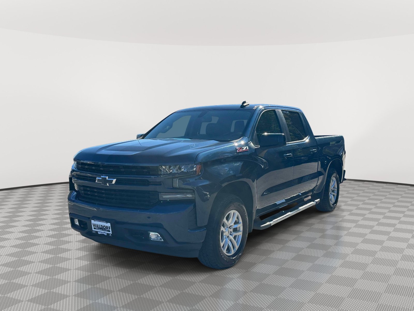 Used 2020 Chevrolet Silverado 1500 RST AWD/4WD image 3