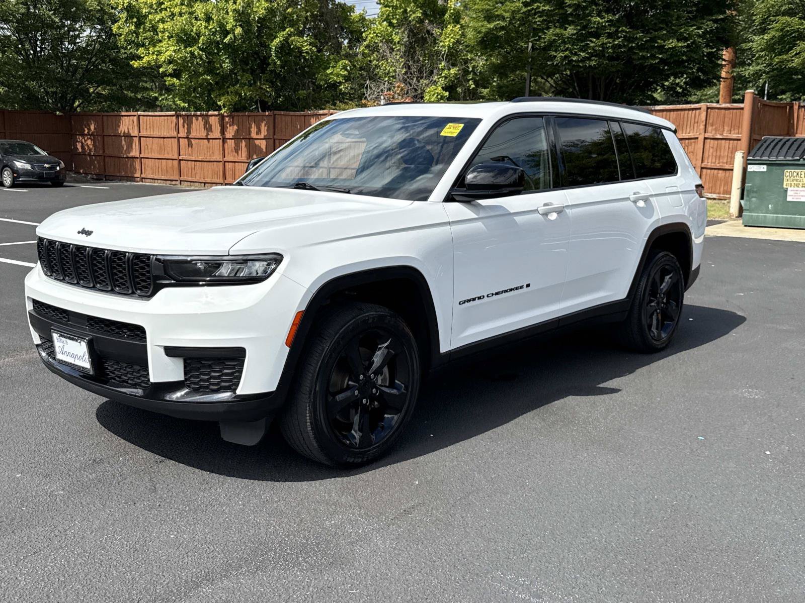 Used 2023 Jeep Grand Cherokee L Laredo AWD/4WD image 21