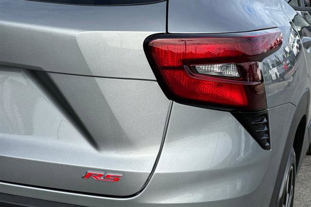 New 2026 Chevrolet Trax RS w/ Sunroof Package image 30