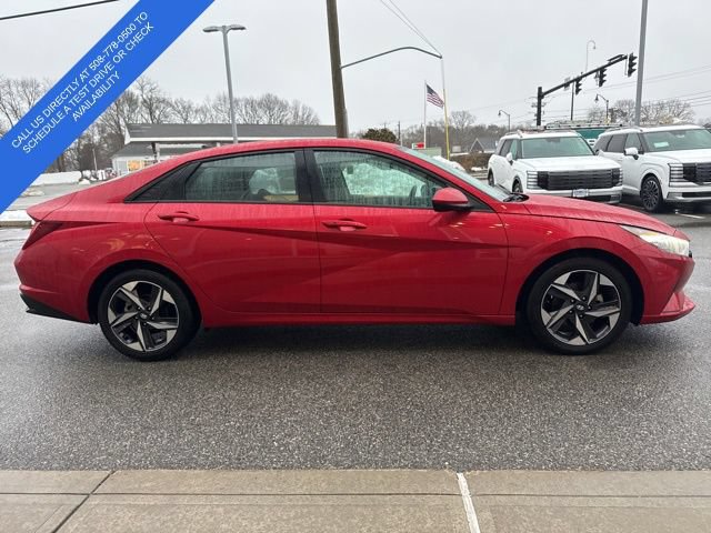 Used 2023 Hyundai Elantra SEL w/ Convenience Package FWD image 8