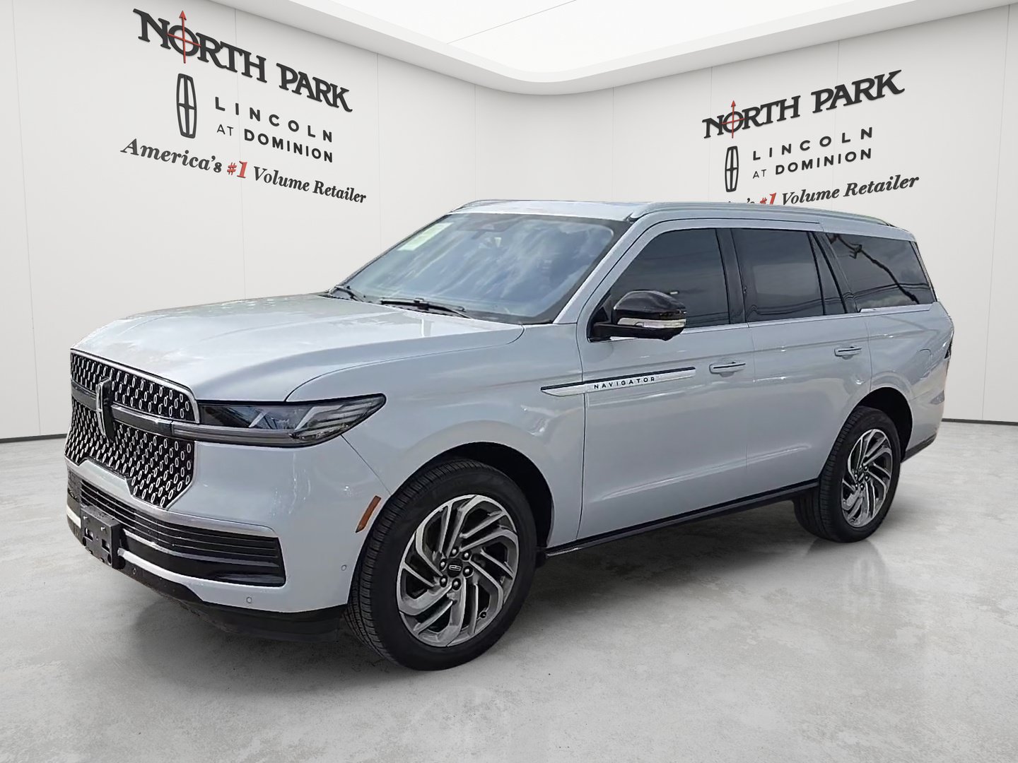Used 2025 Lincoln Navigator Reserve