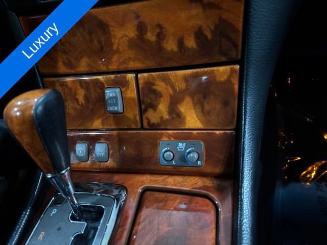 Used 2005 Lexus LS 430 RWD image 25