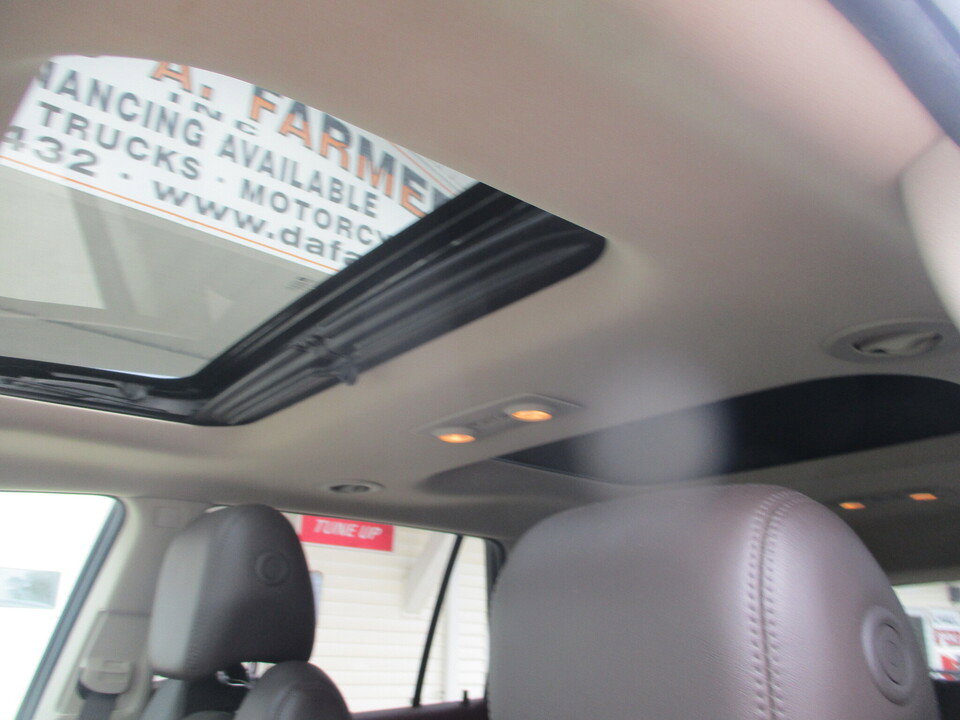Used 2014 Buick Enclave Premium w/ Trailering Provision Package FWD image 10