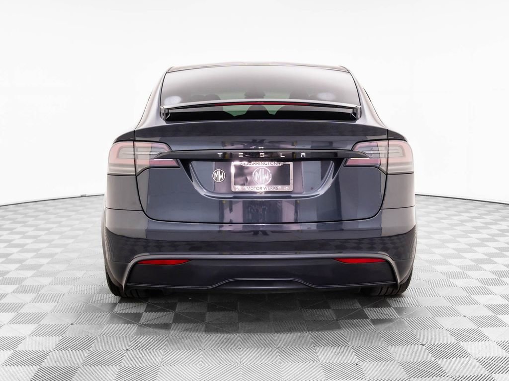 Used 2024 Tesla Model X image 5