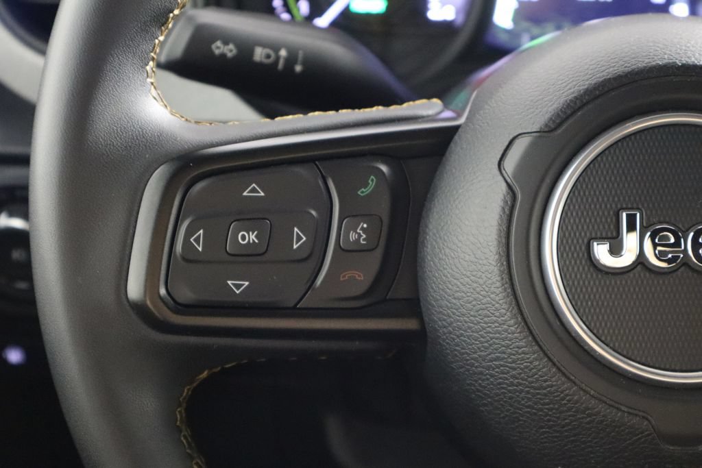 Used 2024 Jeep Wrangler Unlimited AWD/4WD image 20