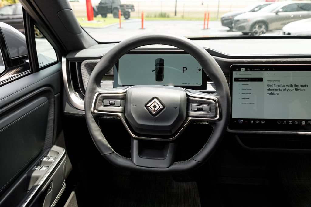 Used 2025 Rivian R1T Adventure AWD/4WD image 15