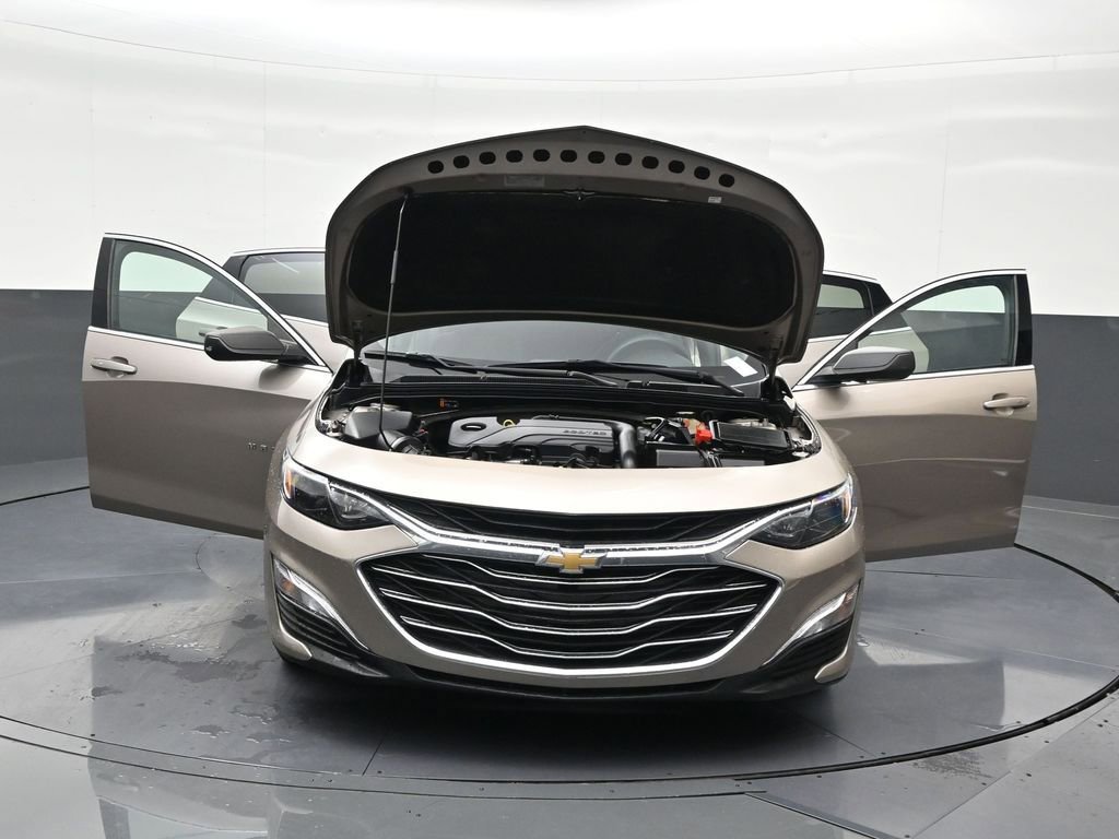 Used 2022 Chevrolet Malibu LS image 36