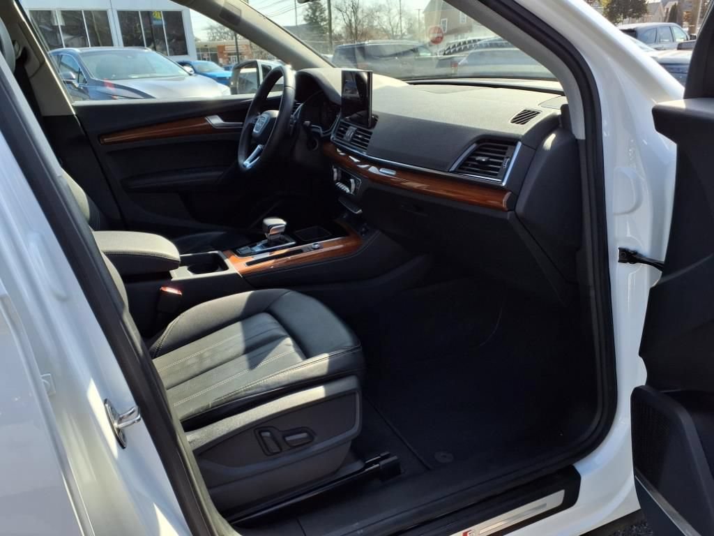 Used 2023 Audi Q5 2.0T Premium Plus AWD/4WD image 12