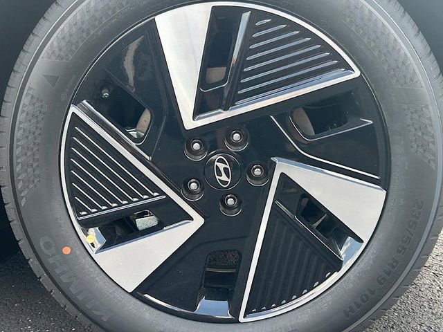 New 2025 Hyundai Ioniq 5 SEL image 24