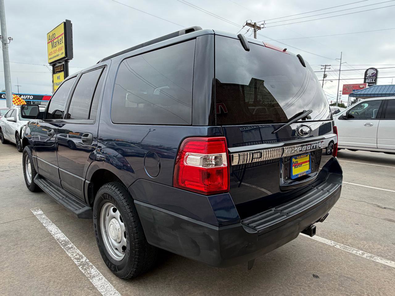 Used 2015 Ford Expedition XL AWD/4WD image 7