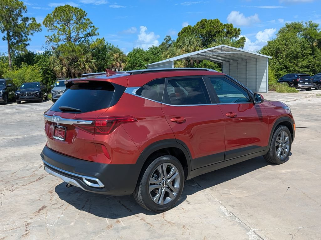 Used 2023 Kia Seltos S FWD image 9