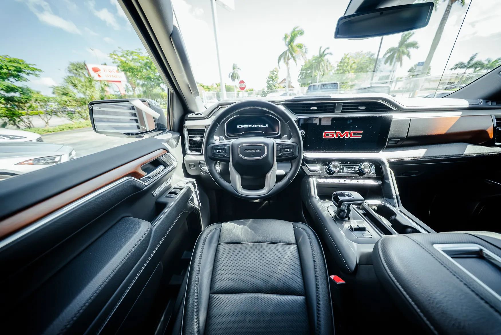 Used 2022 GMC Sierra 1500 Denali image 18