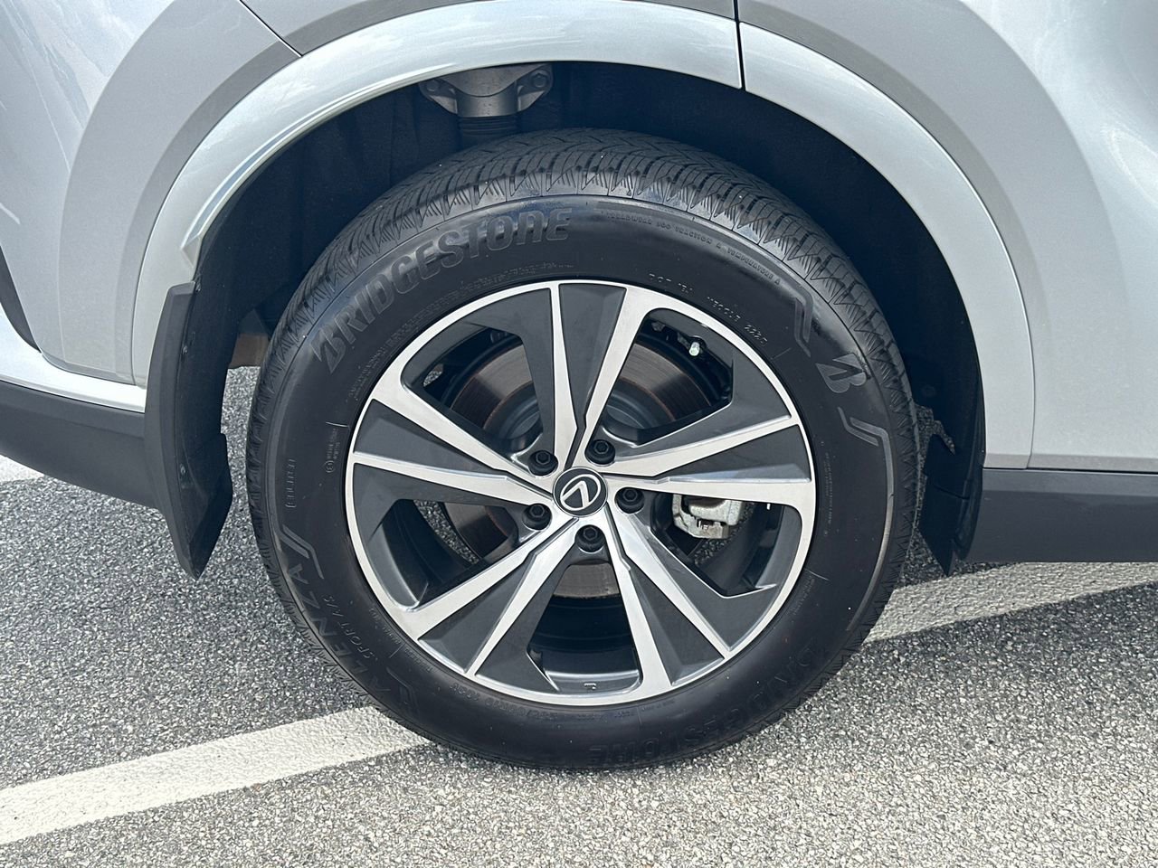 Used 2023 Lexus RX 350 FWD w/ Accessory Package (Z1) image 17