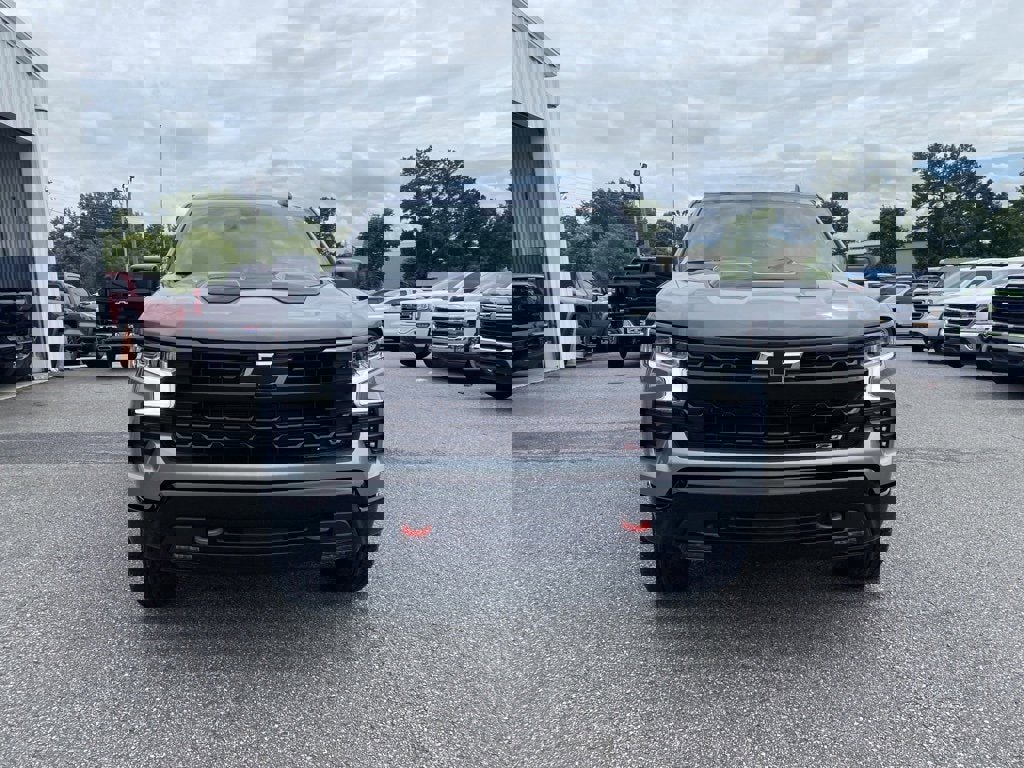 New 2025 Chevrolet Silverado 1500 LT Trail Boss w/ Convenience Package II image 2