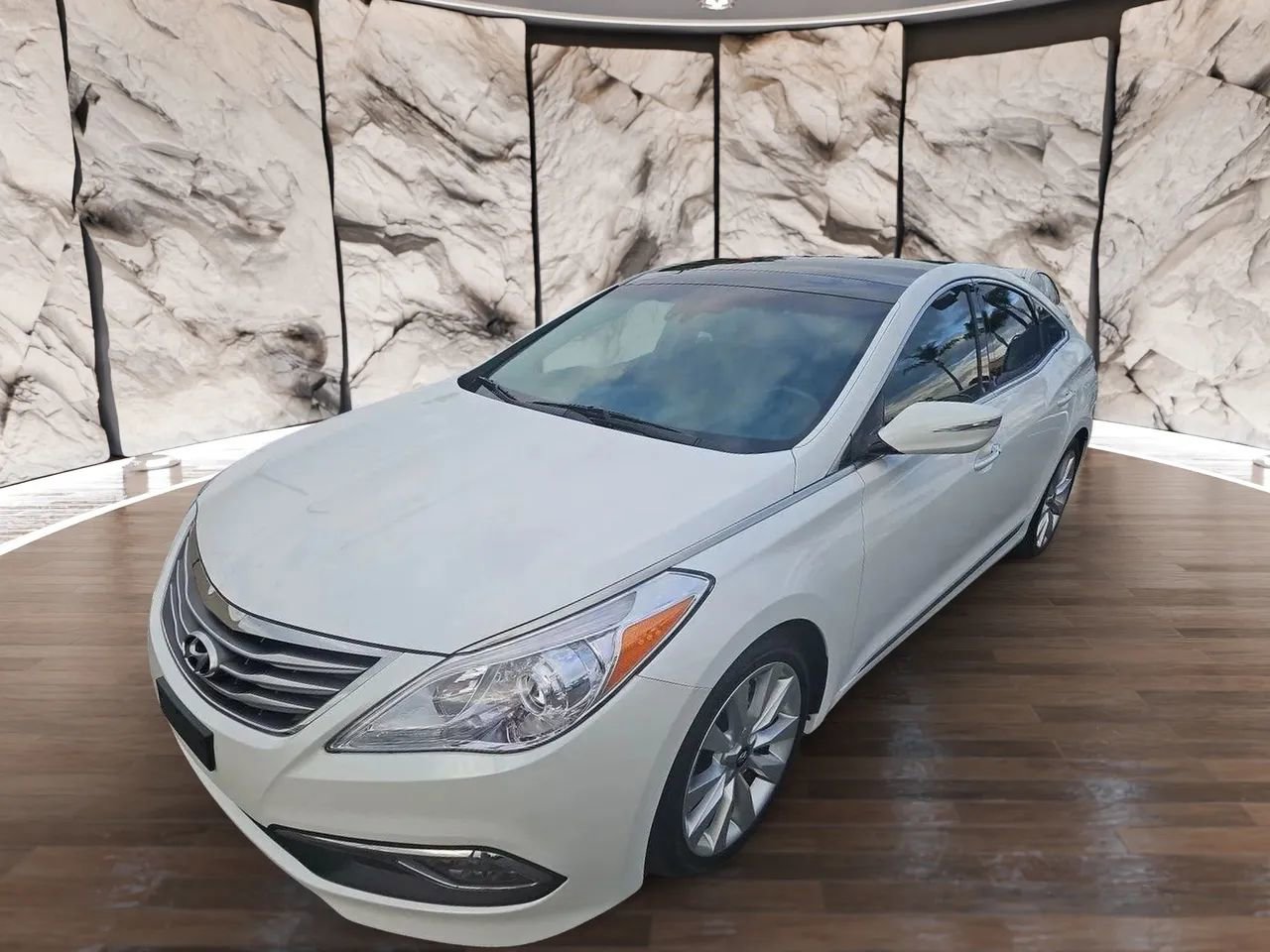 Used 2015 Hyundai Azera Limited