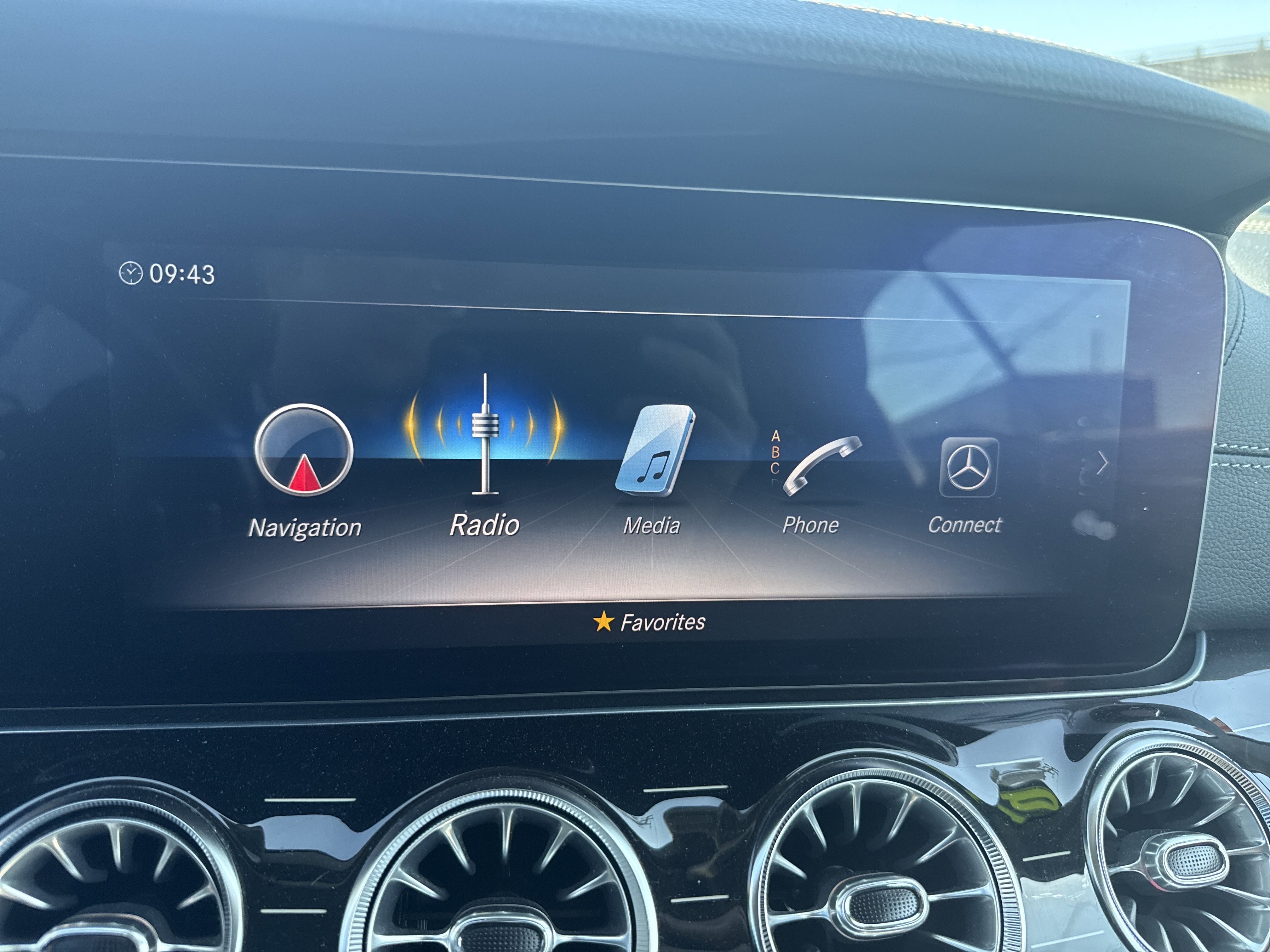 Used 2019 Mercedes-Benz E 450 4MATIC Cabriolet image 27