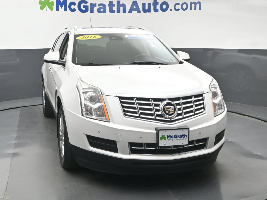 Used 2016 Cadillac SRX Luxury w/ Driver Awareness Package FWD image 5