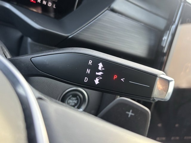 Used 2024 GMC Acadia AT4 image 21