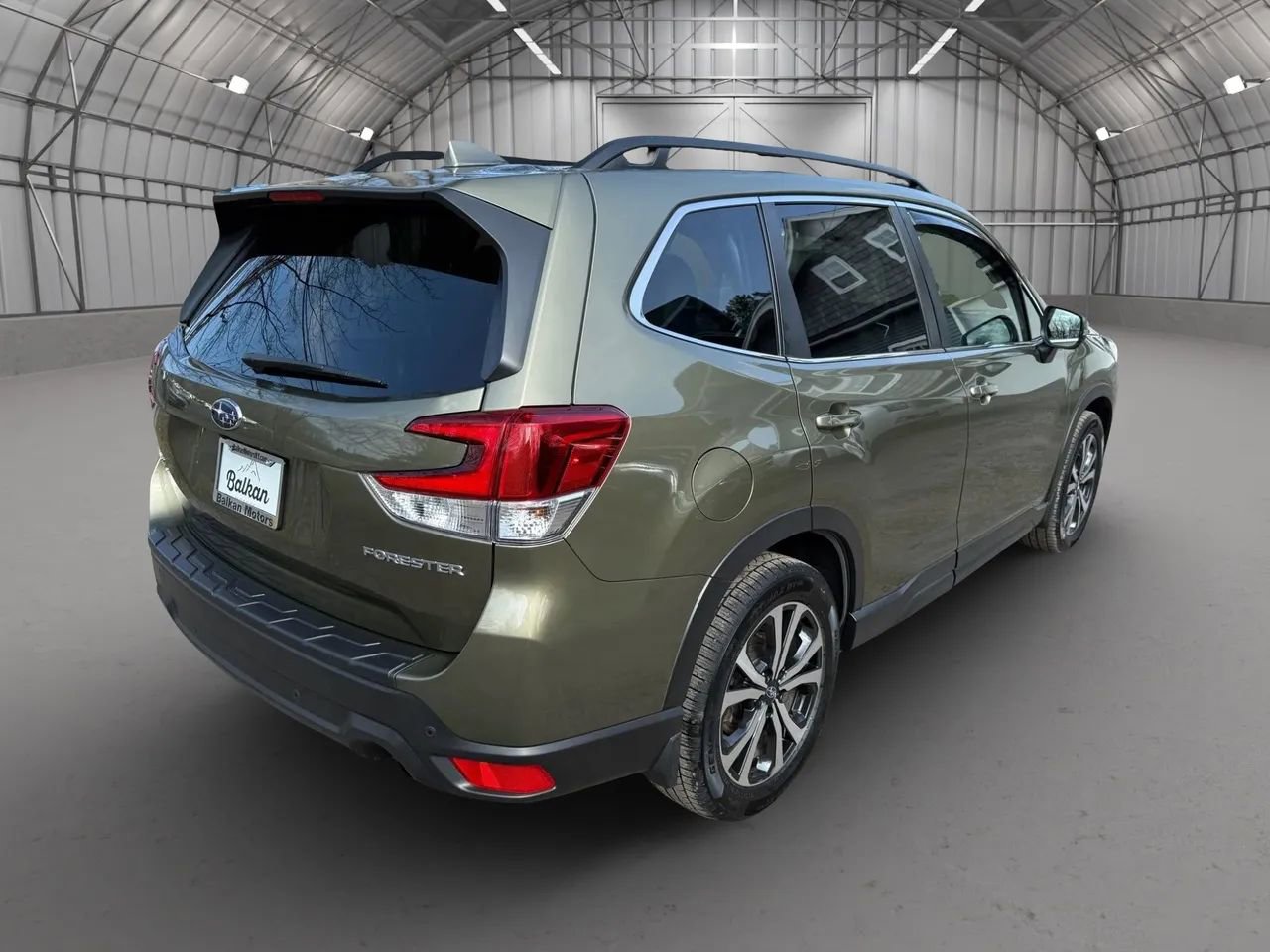 Used 2023 Subaru Forester Limited image 6