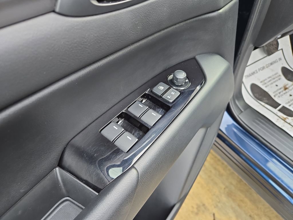 Used 2025 MAZDA CX-5 AWD 2.5 S w/ Preferred Package image 13