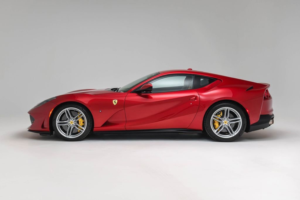 Used 2019 Ferrari 812 Superfast image 6