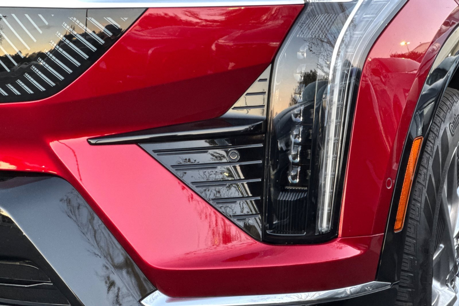 Certified 2025 Cadillac Optiq Luxury 1 image 46