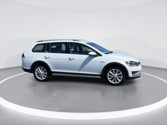 Used 2019 Volkswagen Golf Alltrack S AWD/4WD image 9