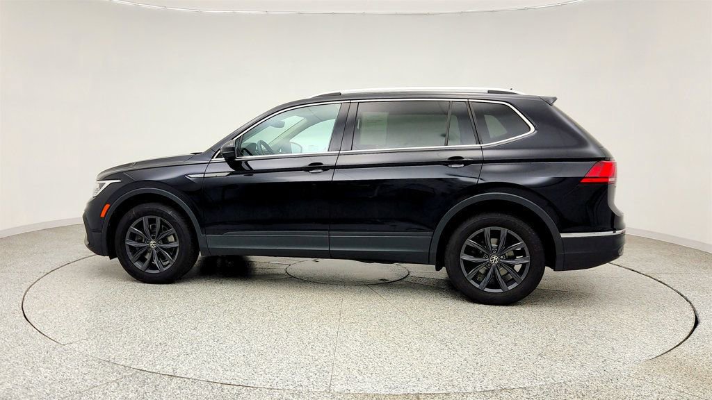 Used 2022 Volkswagen Tiguan SE image 8