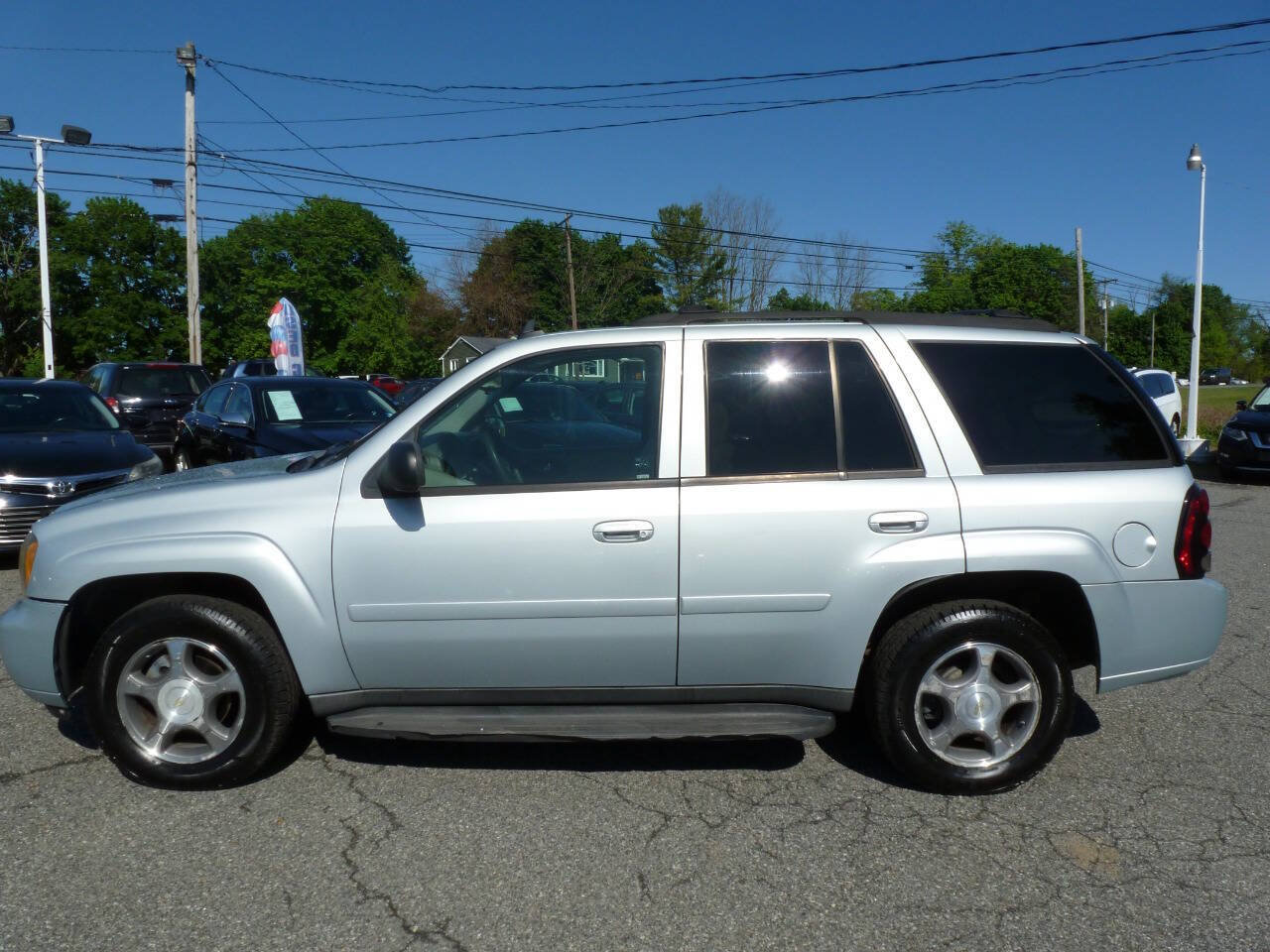Used 2008 Chevrolet TrailBlazer LT w/ Sun And Sound Package AWD/4WD image 12