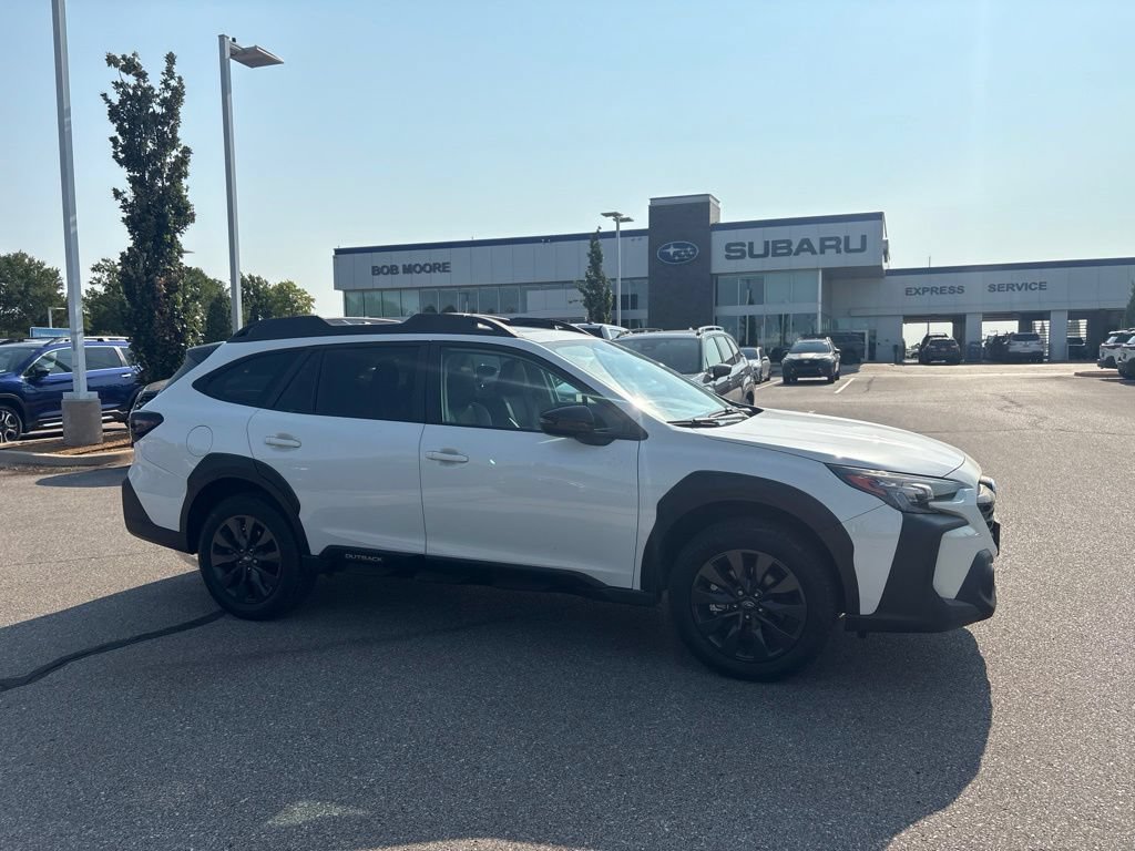 Used 2023 Subaru Outback Onyx Edition AWD/4WD image 1