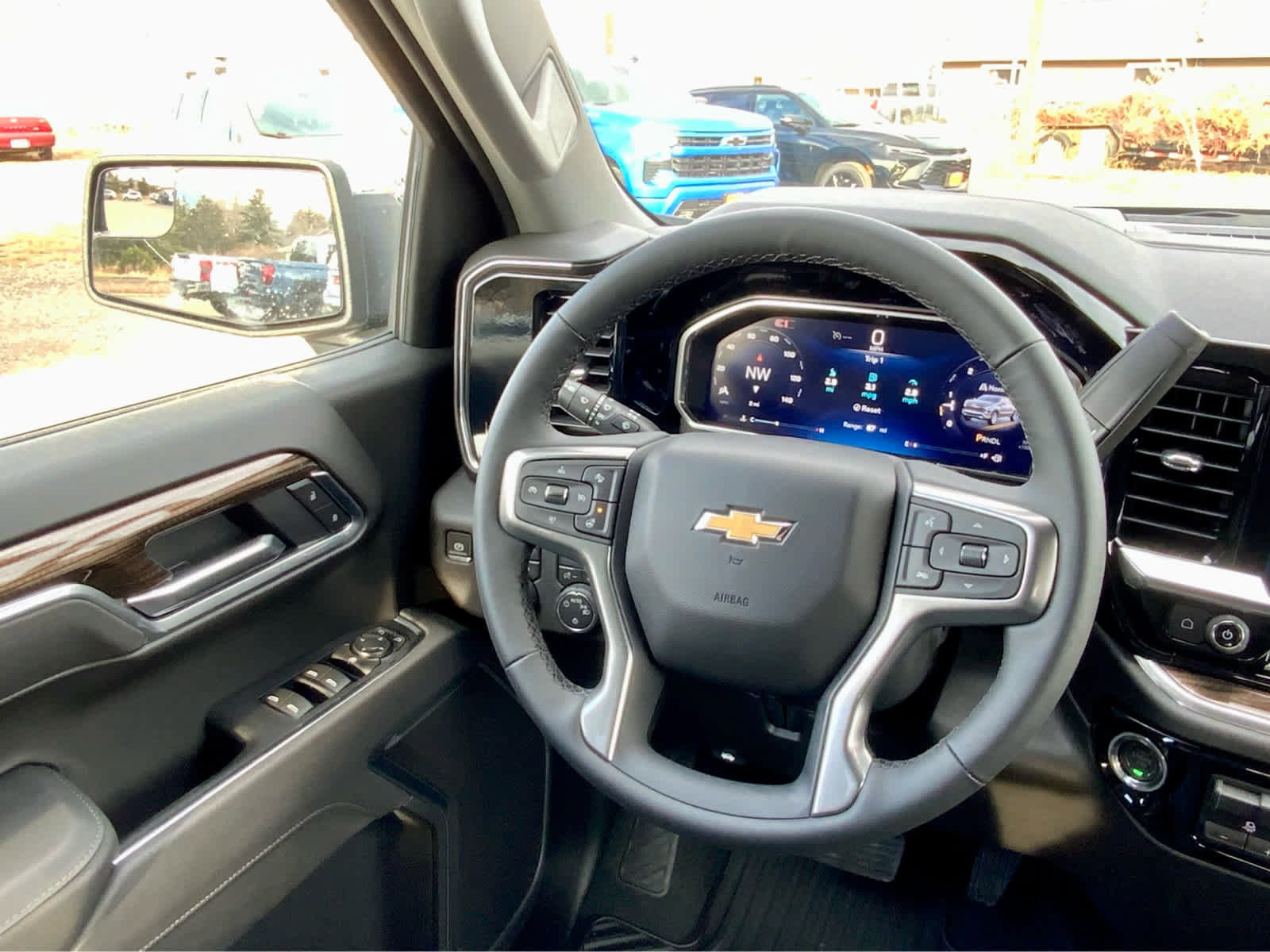 New 2026 Chevrolet Silverado 1500 LT w/ Leather Package image 43