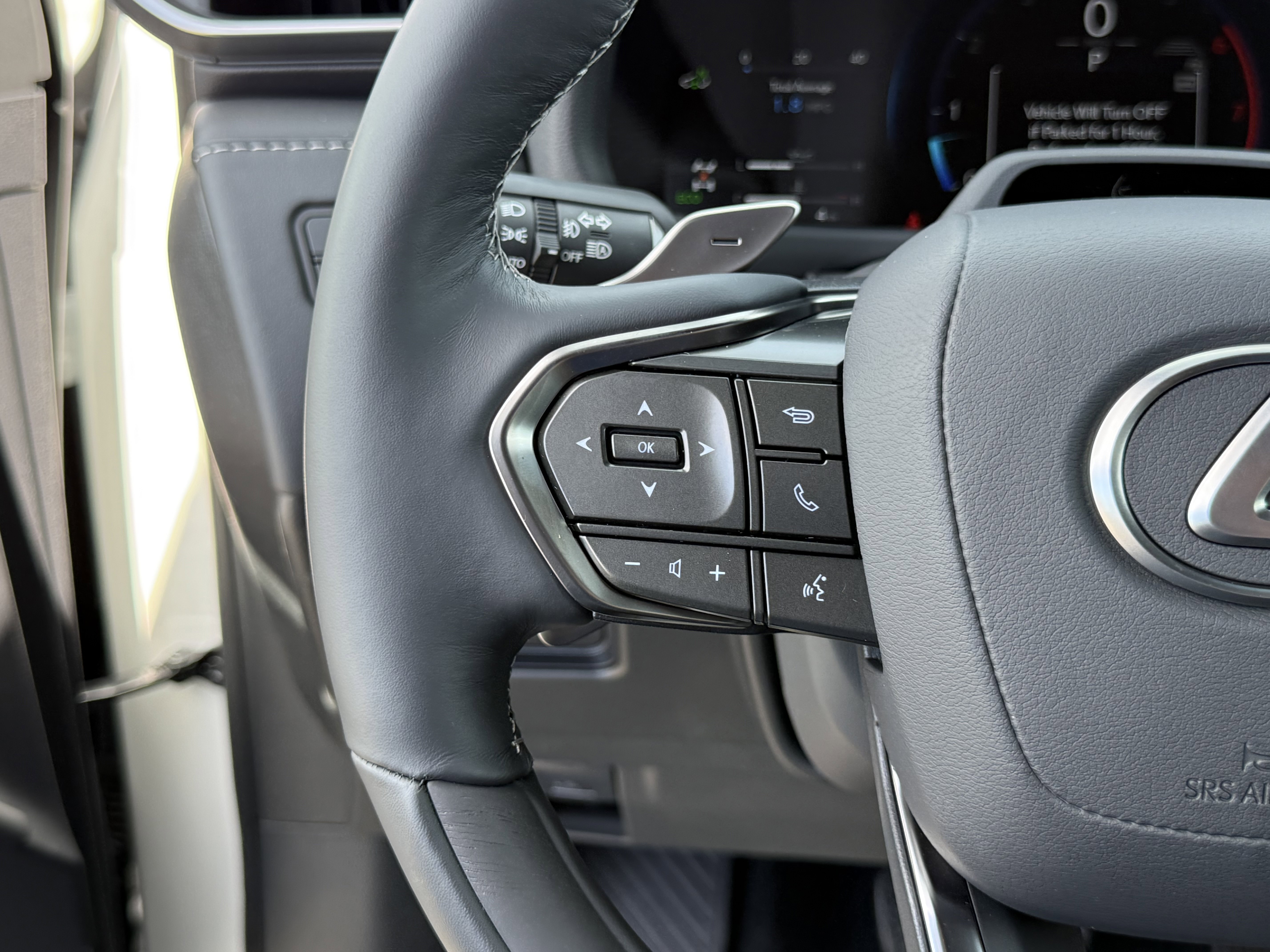 New 2026 Lexus LX 600 4WD w/ Luxury Package image 21