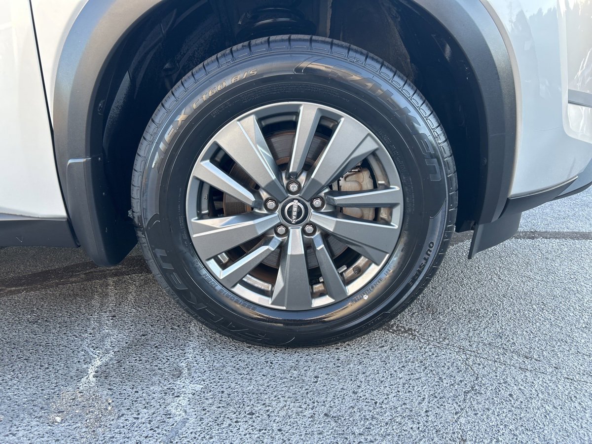 Used 2022 Nissan Pathfinder SV w/ Cargo Package image 10