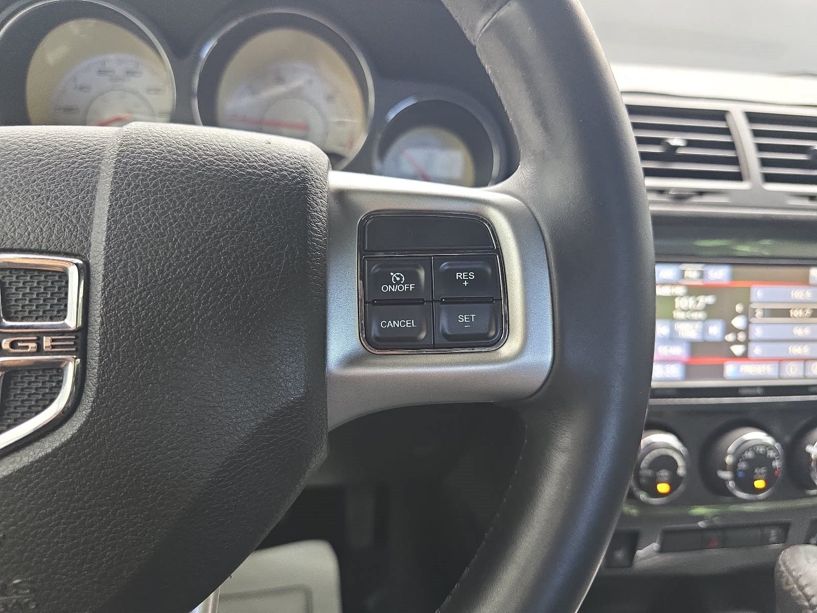 Used 2013 Dodge Challenger SXT Plus RWD image 15